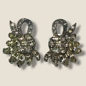 Vintage Pell Rhinestone Earrings Clip On‎ 1” Bright Sparkle Bridal Holidays